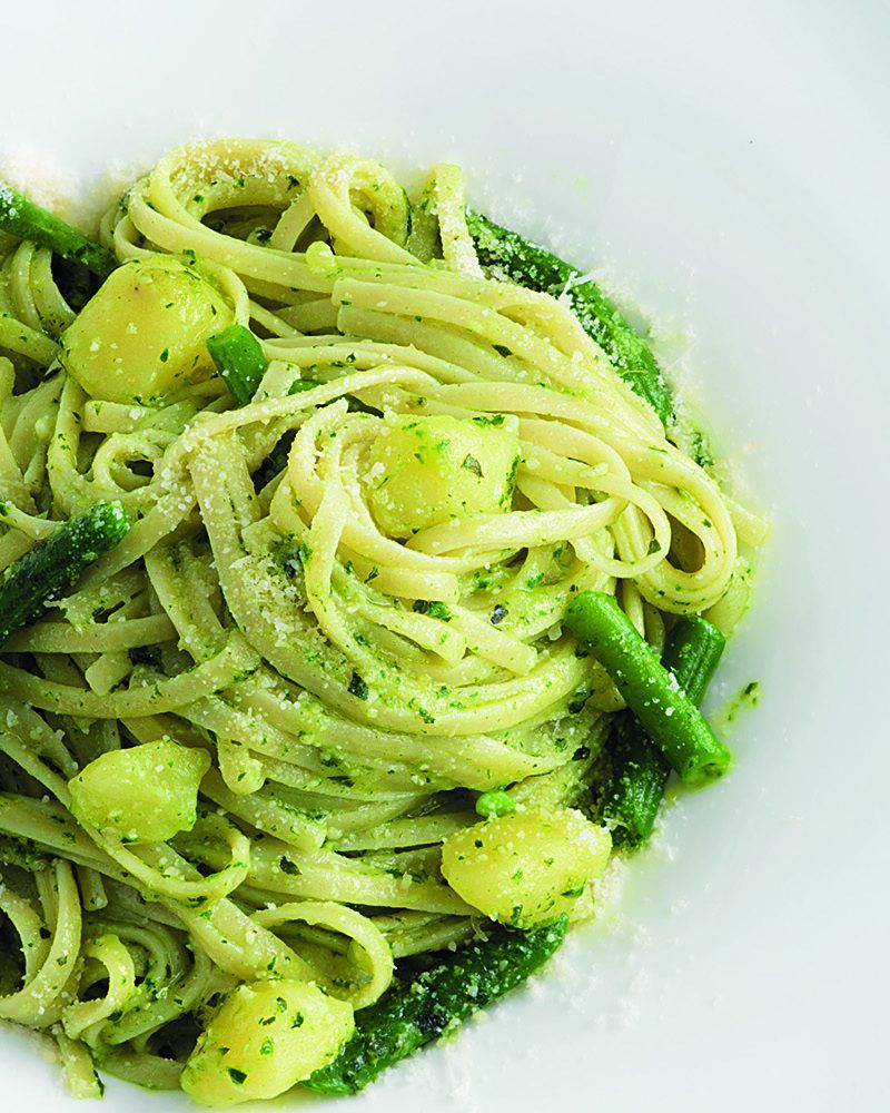 Trenette al pesto food and wine of Liguria